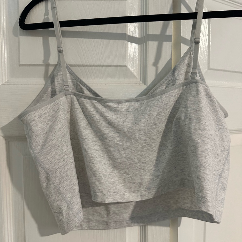 crop vs top - Picture 3 of 3